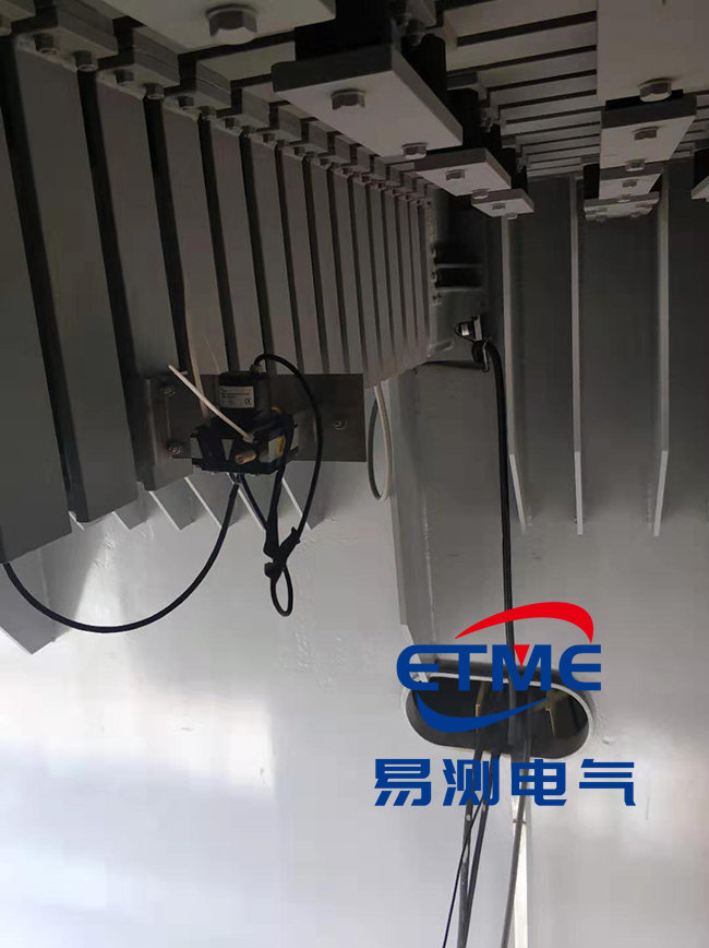 港珠澳大橋應用拉繩位移傳感器測量橋面鏈接縫 港珠澳大橋應用拉繩位移傳感器測量橋面鏈接縫